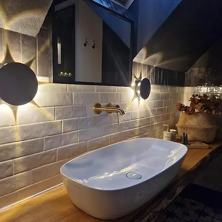 アパート Mazowiecka 3 ニエホジェ