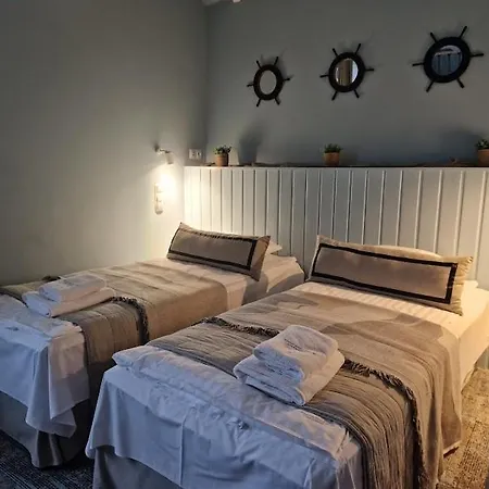 Mazowiecka 3 アパート ニエホジェ