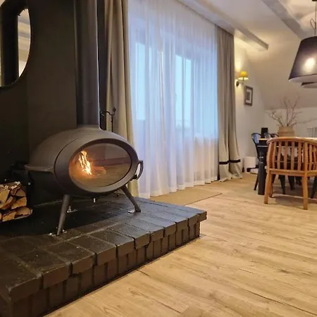 Mazowiecka 3 ニエホジェ